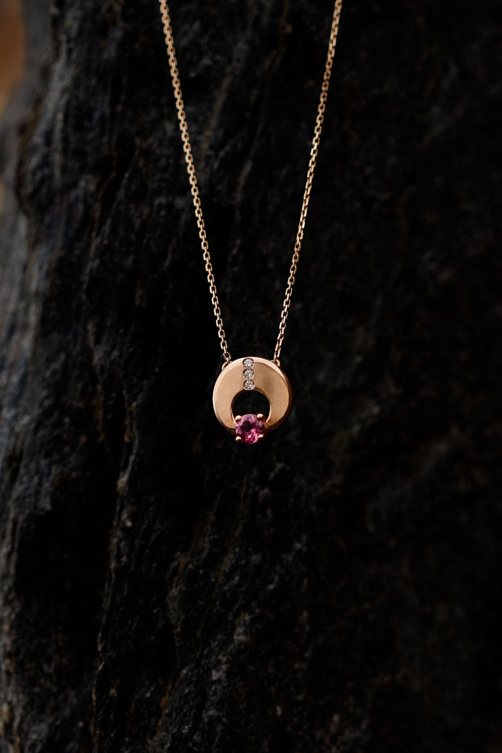 collier tourmaline rose, sandreta jewelry, joaillier createur, fabrication sur mesure, france, bijou